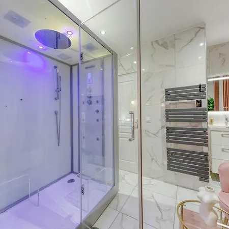 Hammam Luxe Paisible Pavillons-sous-Bois